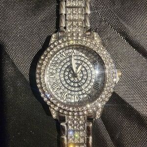 Elegant Silver Women's Watch